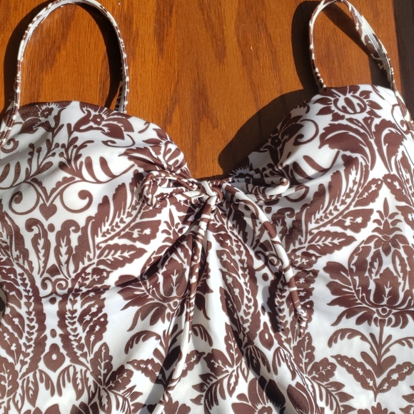 Victoria's Secret Floral Tankini Top - Picture 2 of 7